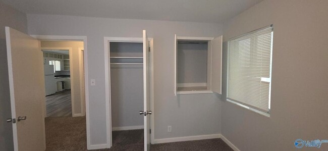 Building Photo - 3526 Cindy St NW