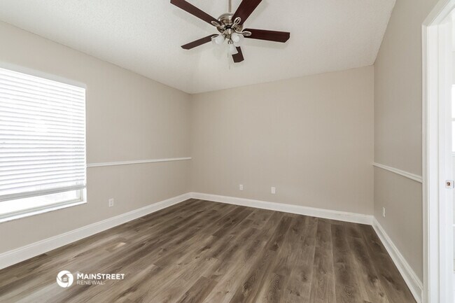 Building Photo - 227 Walpole Loop
