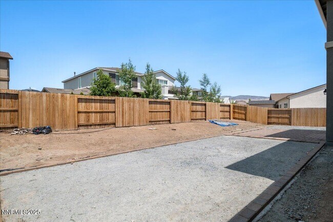Building Photo - 2228 Butte Creek Dr