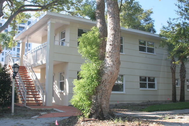 Building Photo - The Siena Downtown Condominium