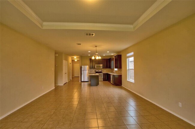 Building Photo - 141 Marcheeta Way