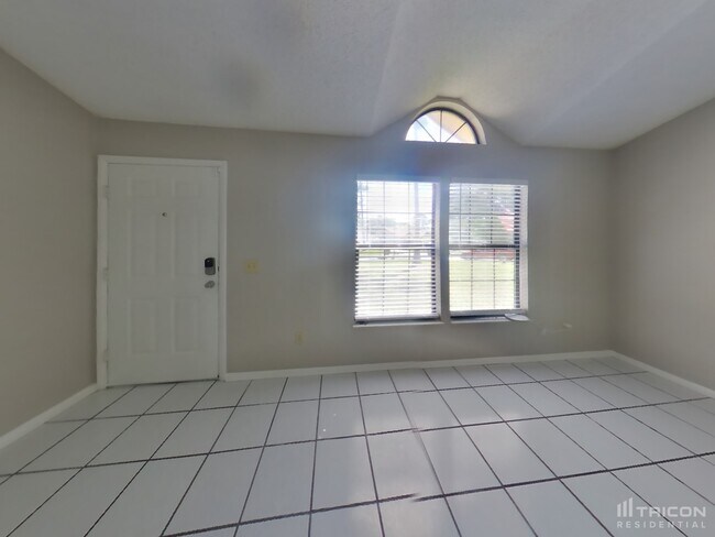 Building Photo - 4739 Harpers Ferry Ln