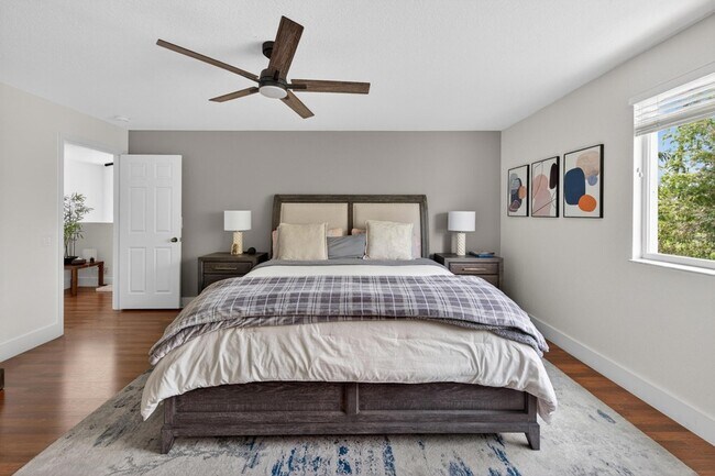 Building Photo - 1374 Canary Island Dr