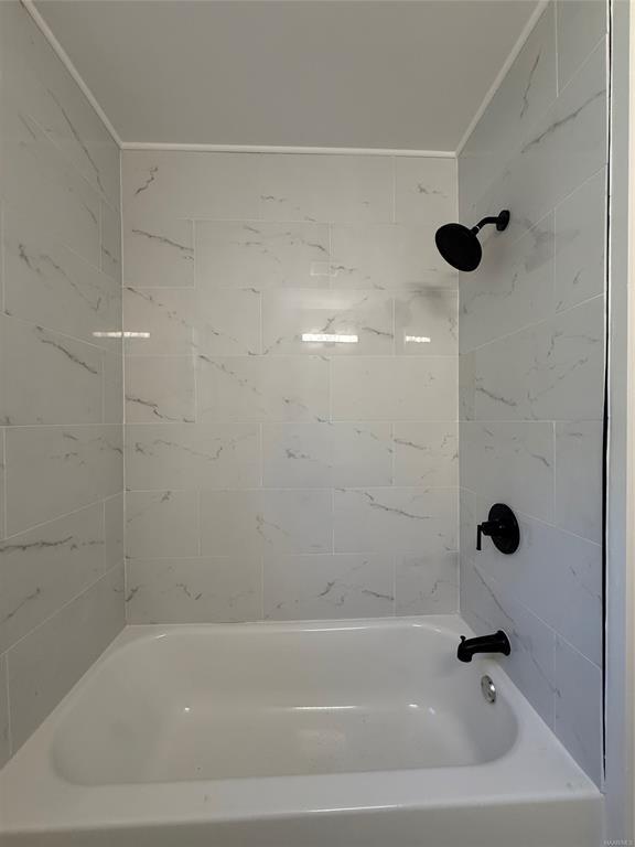 Building Photo - 308 Nottingham Rd