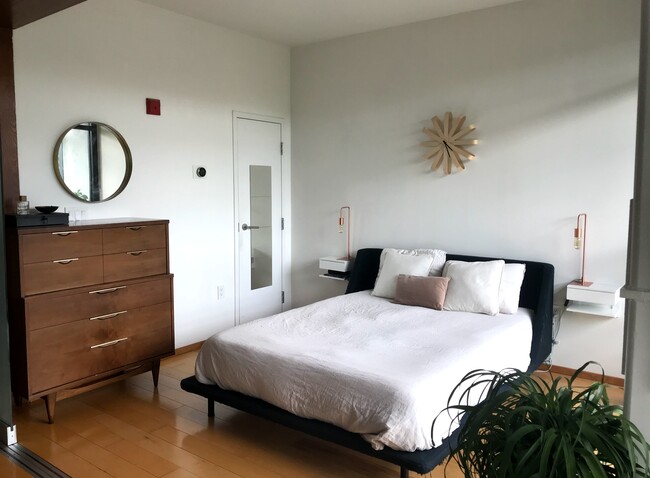 Bedroom - 2250 11th St NW