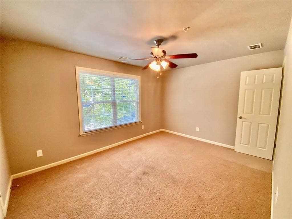Building Photo - 3322 Castleberry Village Dr