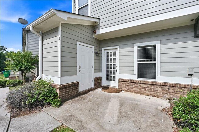 Building Photo - 211 Oconee River Cir
