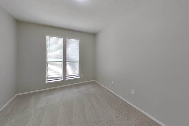 Building Photo - 3619 Maple Glen Dr