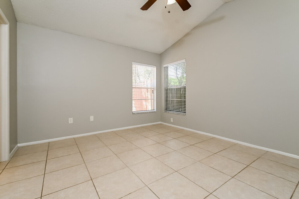 Building Photo - 13656 Laraway Dr