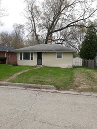 Building Photo - 714 S Greenview Ave