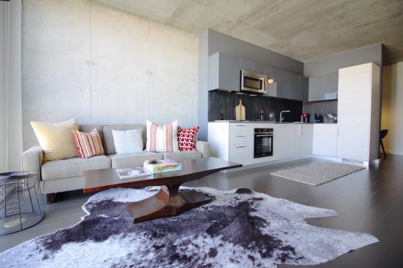 Building Photo - 649 W Division St