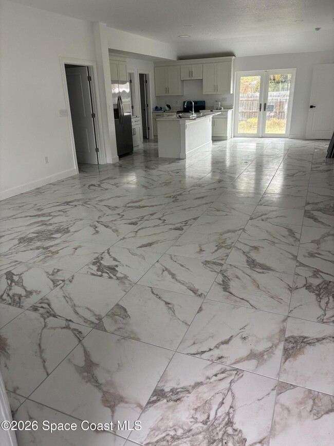 Building Photo - 1109 Martha Lee Ave