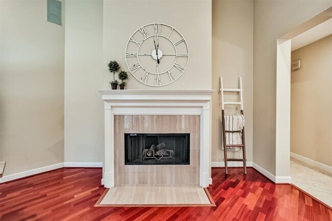 Building Photo - 16 Kelliwood Ct Cir