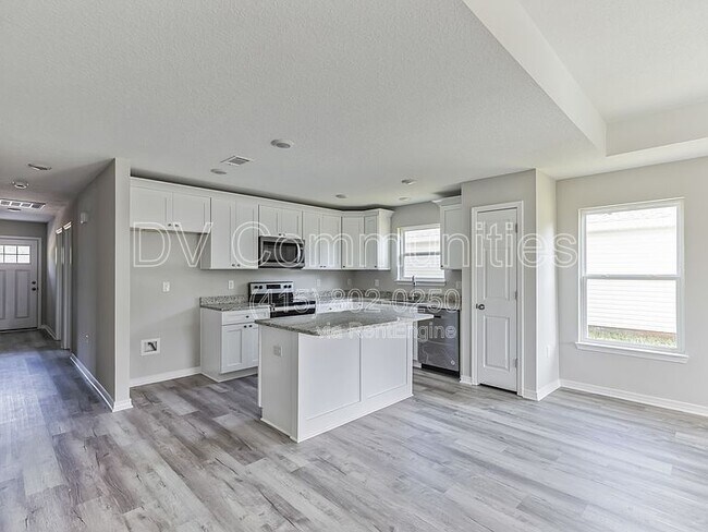 Building Photo - 2888 N 24th Ave