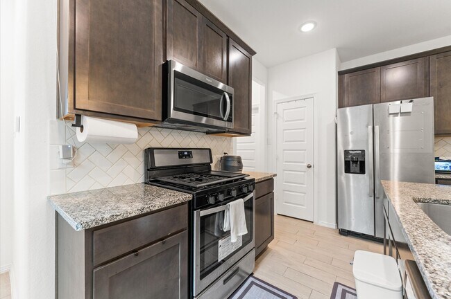 Building Photo - 23026 Undertaken Path