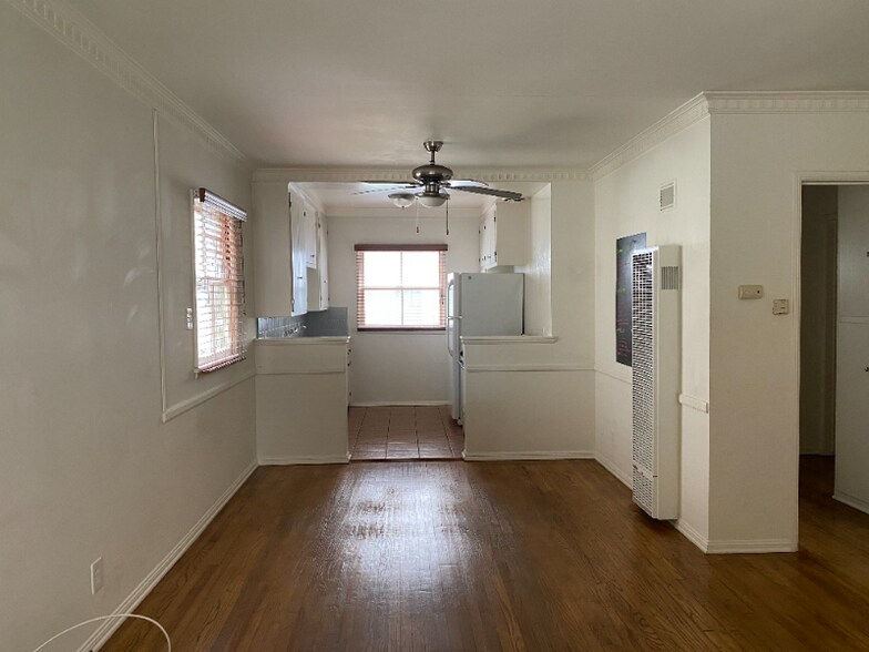 Building Photo - 222-228 Idaho Ave