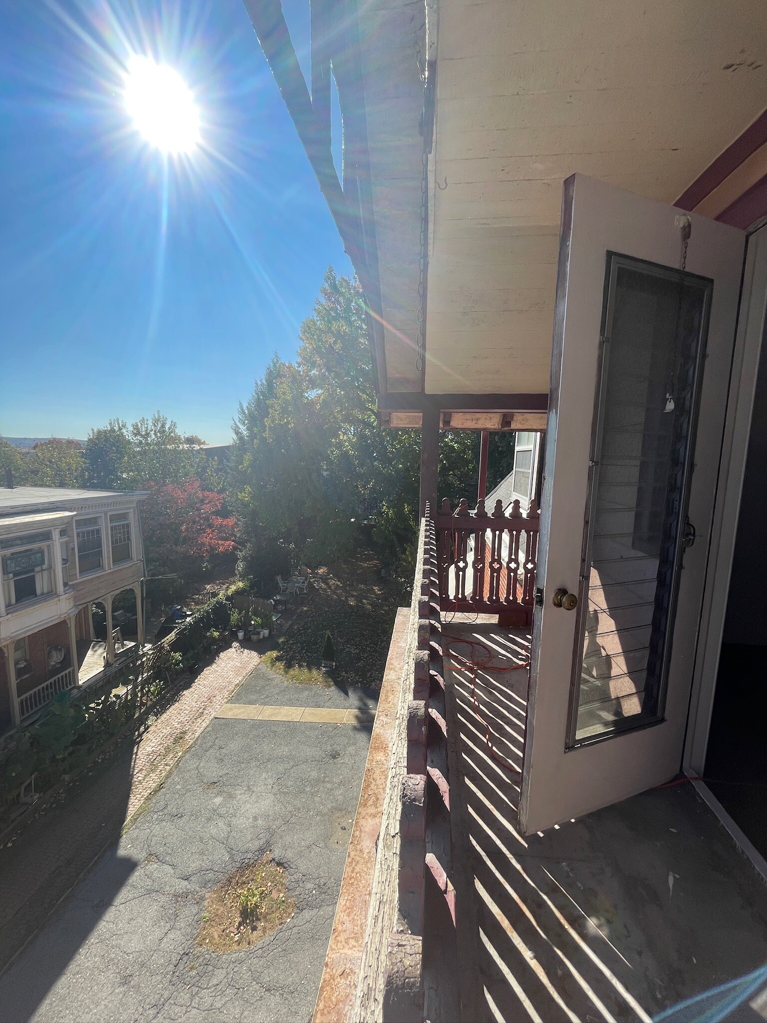 Building Photo - 840 Centre Ave