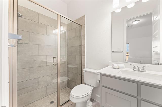 Building Photo - 2250 Macy Wy