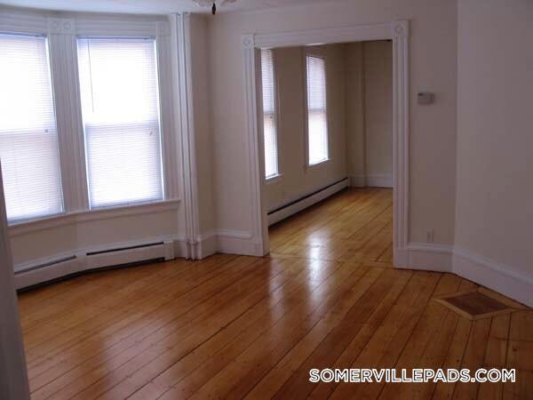 Building Photo - 547 Broadway