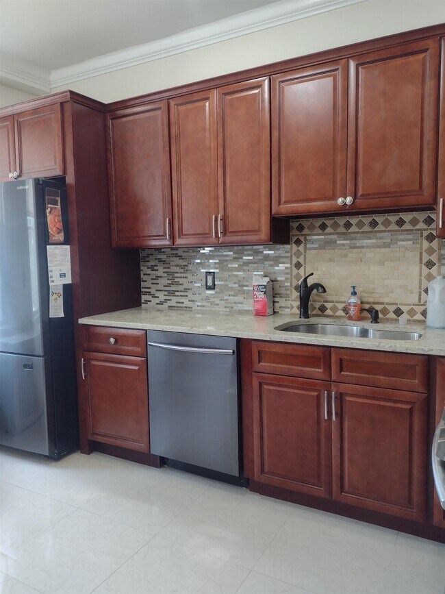 274 Princeton Ave 274 Princeton Ave Jersey City NJ 07305 Apartment