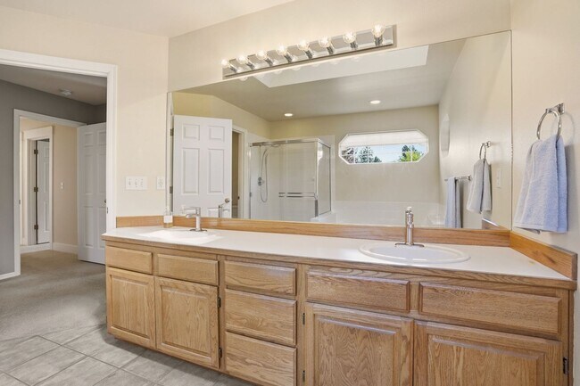 Building Photo - 3812 E Terra Ct