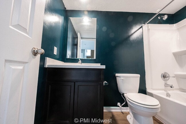 Building Photo - "Spacious 4-Bedroom Gem with 3 Full Baths ...
