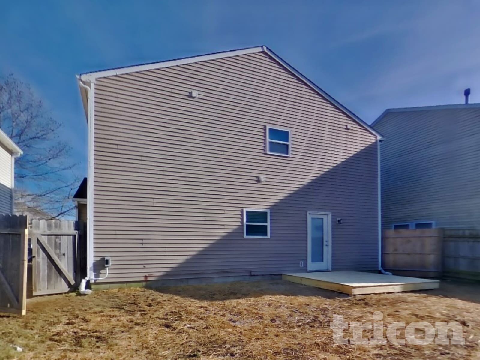Building Photo - 10875 Grace Dr
