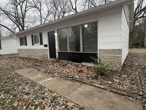 Building Photo - 3 bed | 1 bath Home for Rent