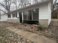 Building Photo - 3 bed | 1 bath Home for Rent