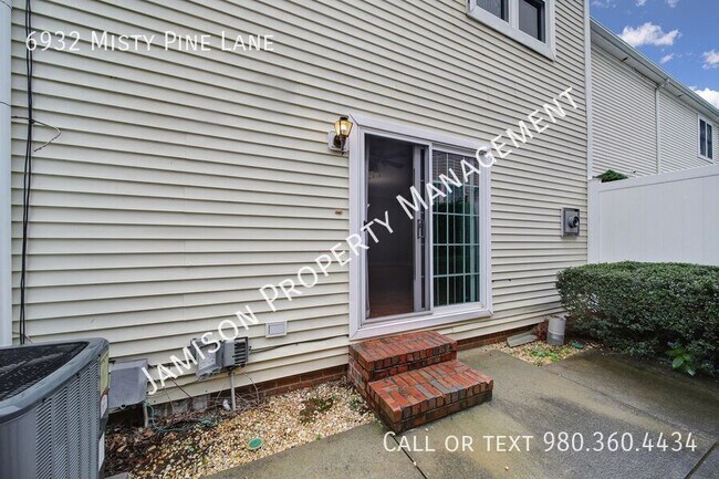 Building Photo - 6932 Misty Pine Ln