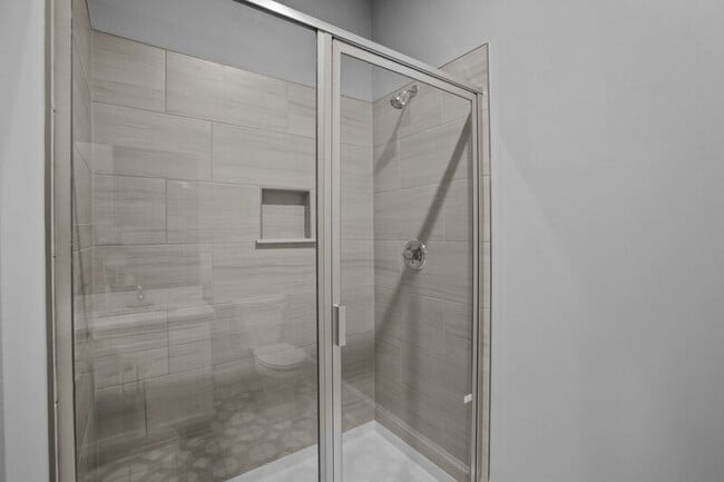 Building Photo - 157 N Howard St