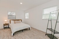 Building Photo - 5196 Lescot Ln