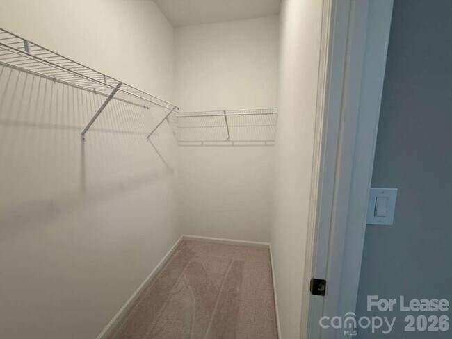 Building Photo - 128 Reids Cv Dr