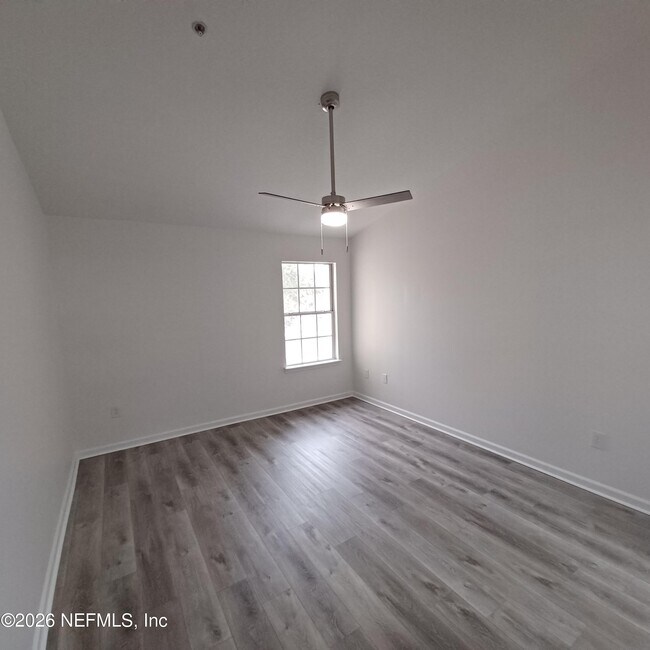 Building Photo - 575 Oakleaf Plantation Pkwy