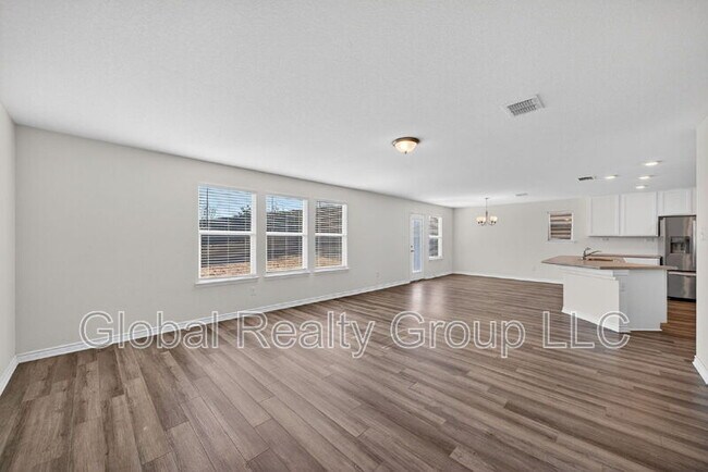 Building Photo - 11234 Amberina