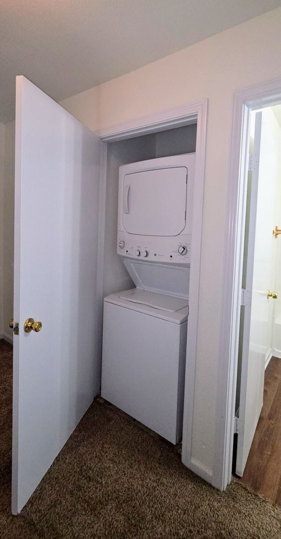 Building Photo - COMING SOON! 3 Bedroom Townhome Converse, TX