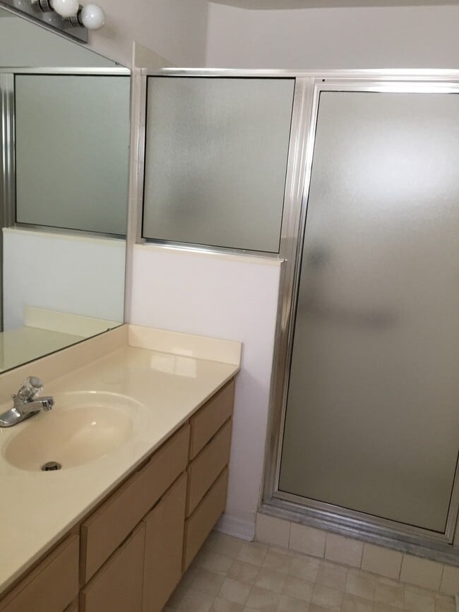 Building Photo - NOT AVAILABLE TO SHOW UNTIL MID NOVEMBER.....