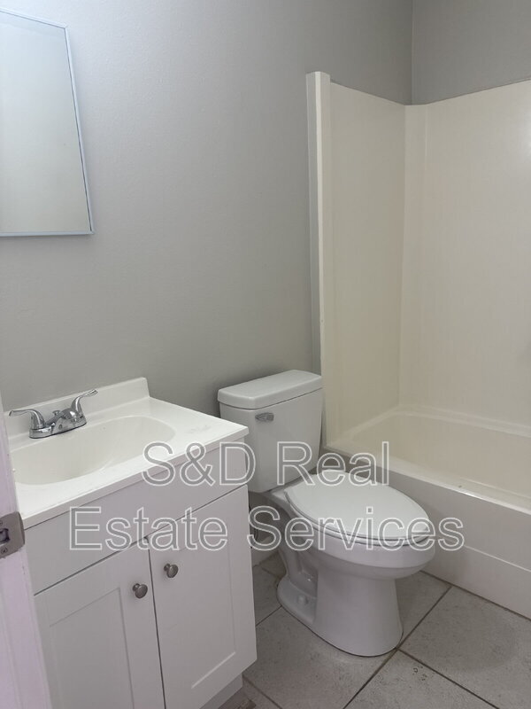 Building Photo - 3009 Allred Dr