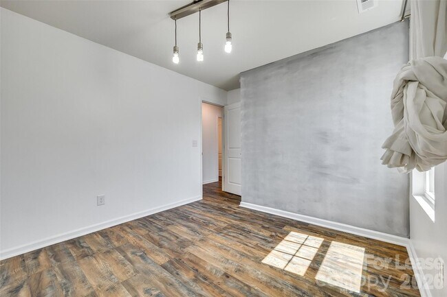 Building Photo - 1131 Ava Trail Ln