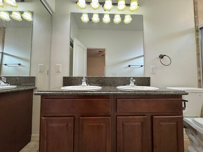 Building Photo - 3BR,2BS Custom home w/3 Car-Boat Deep Garage-Target shopping area