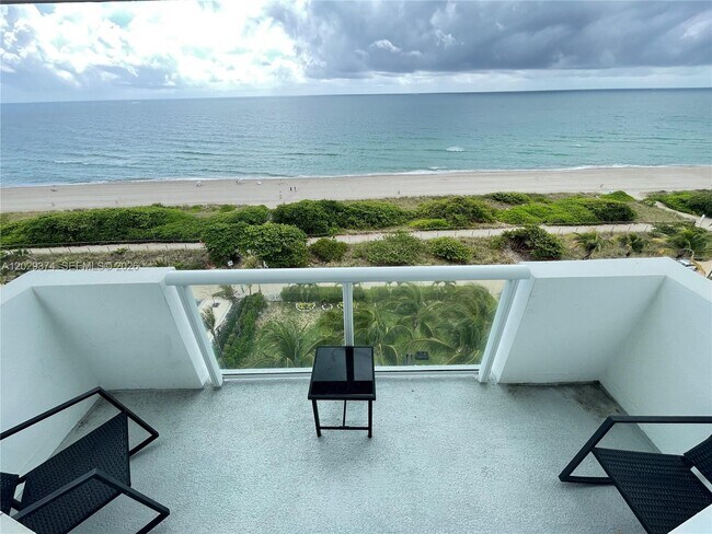 Building Photo - 9195 Collins Ave