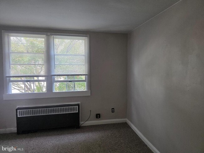 Building Photo - 854 Windermere Ave