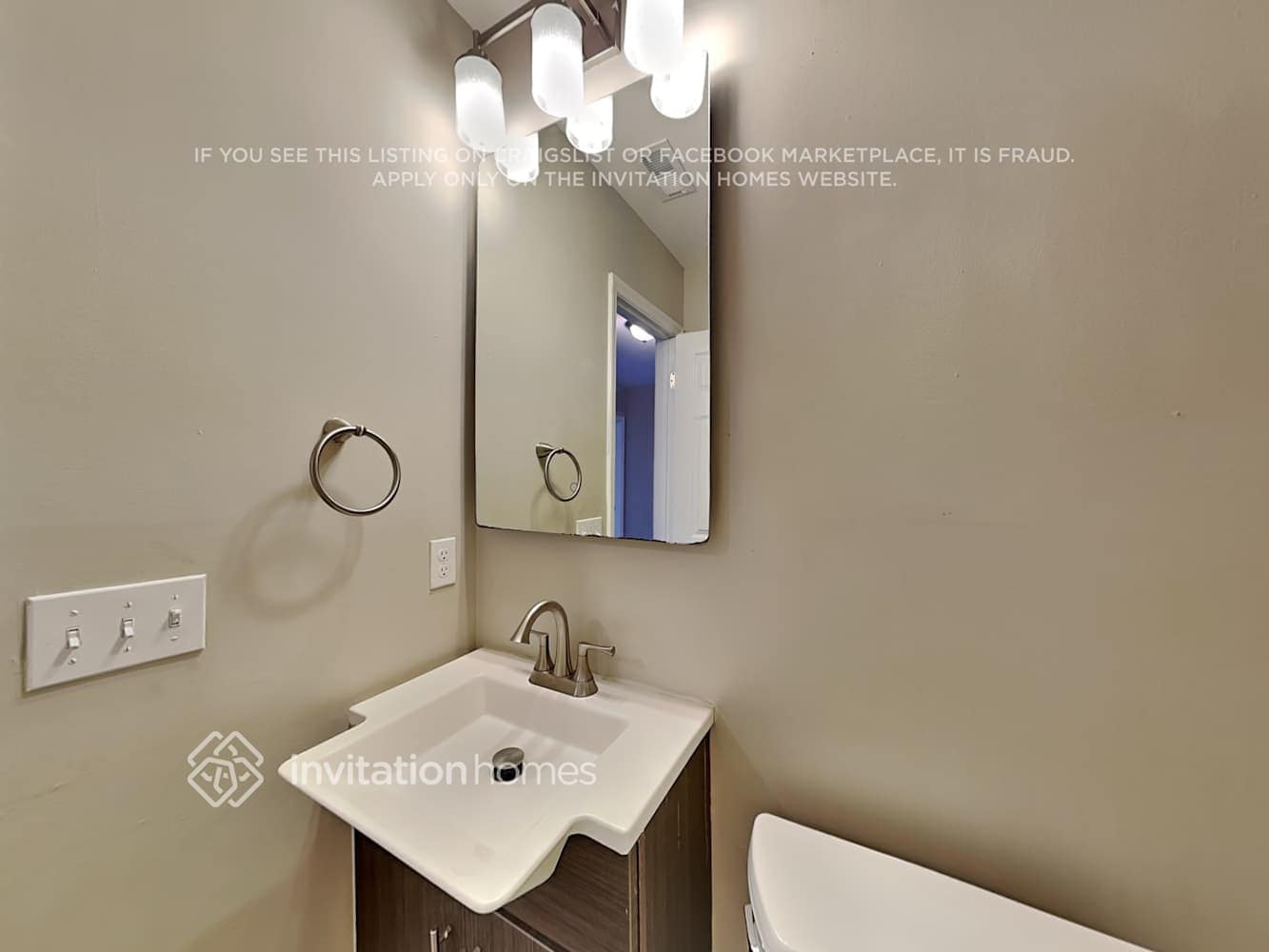 Building Photo - 200 Denver Ave