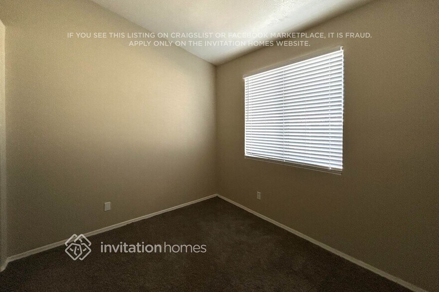 Building Photo - 16090 W Maricopa St