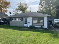 Building Photo - 12201 Summerland Ave