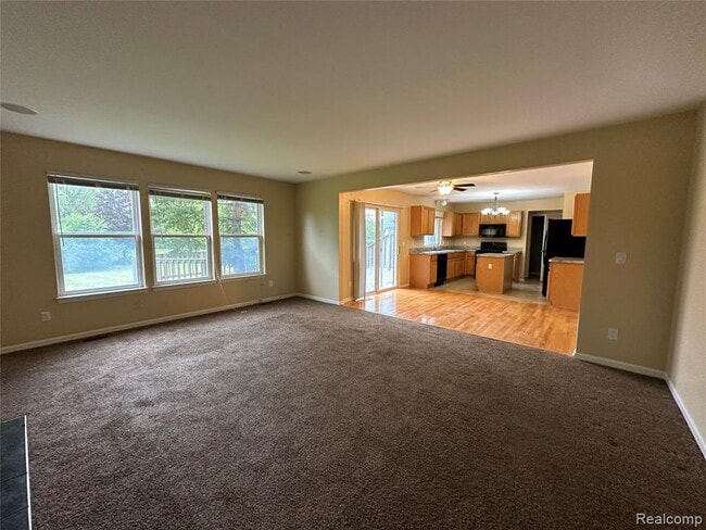 Building Photo - 4446 Sherwood Cir