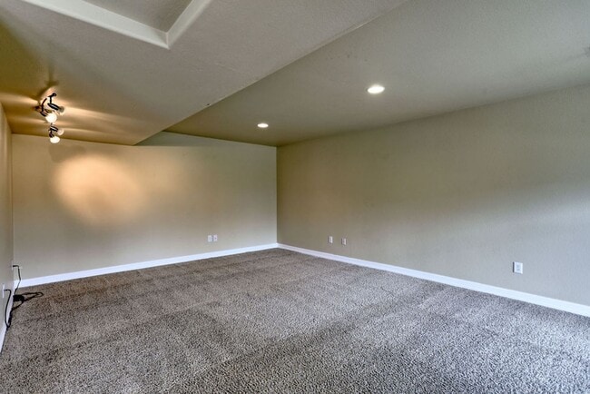 Building Photo - 4 Bedroom 3 Bath Ranch in Greeley