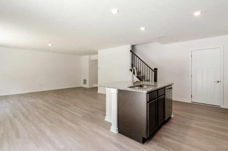 Building Photo - 2808 Horsham Dr