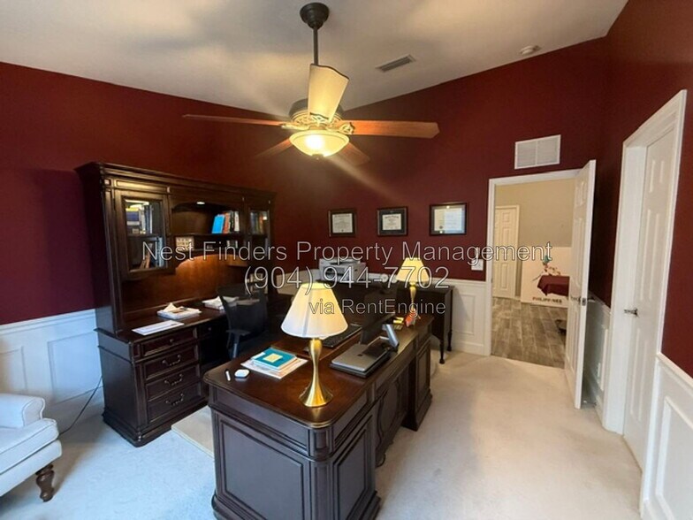 Building Photo - 11340 Campfield Cricle