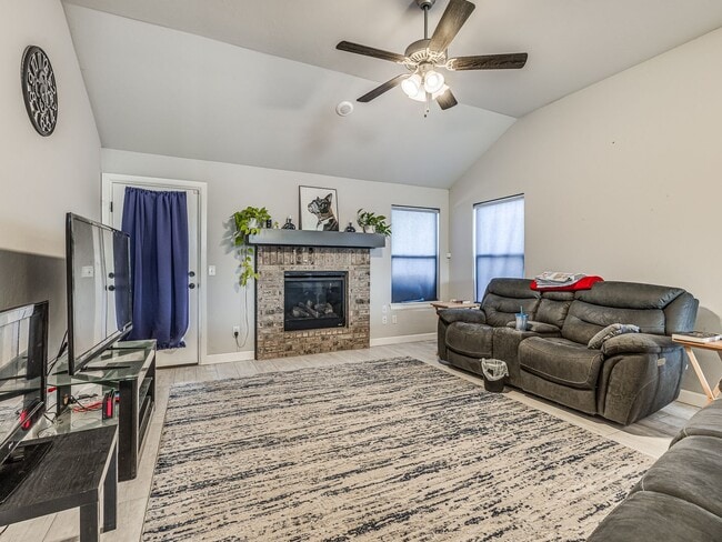 Building Photo - Norman Home for rent + 3 bedrooms + Norman...